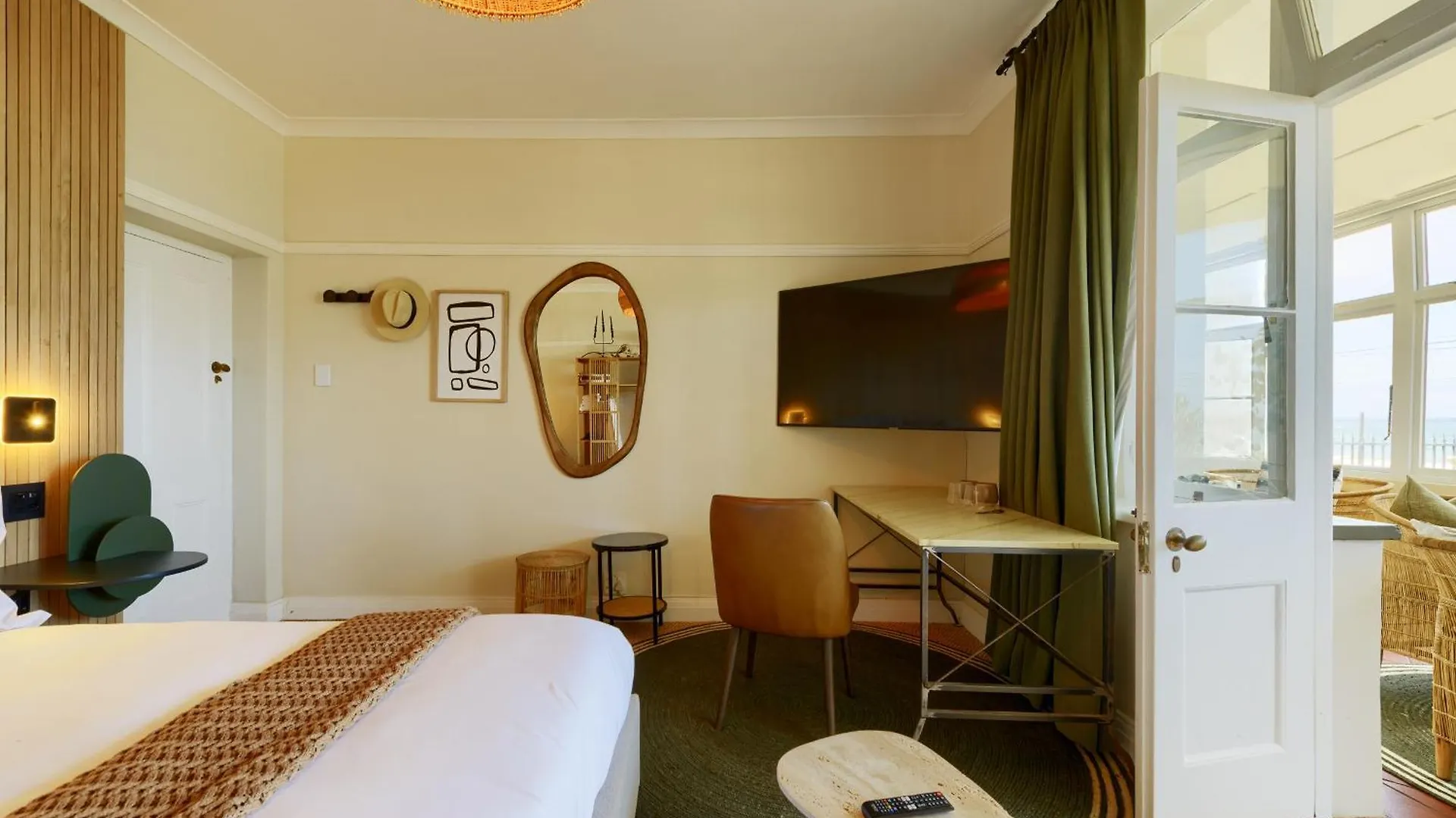 Stoep By Ideas Cartel Hotel Kalk Bay Guest house