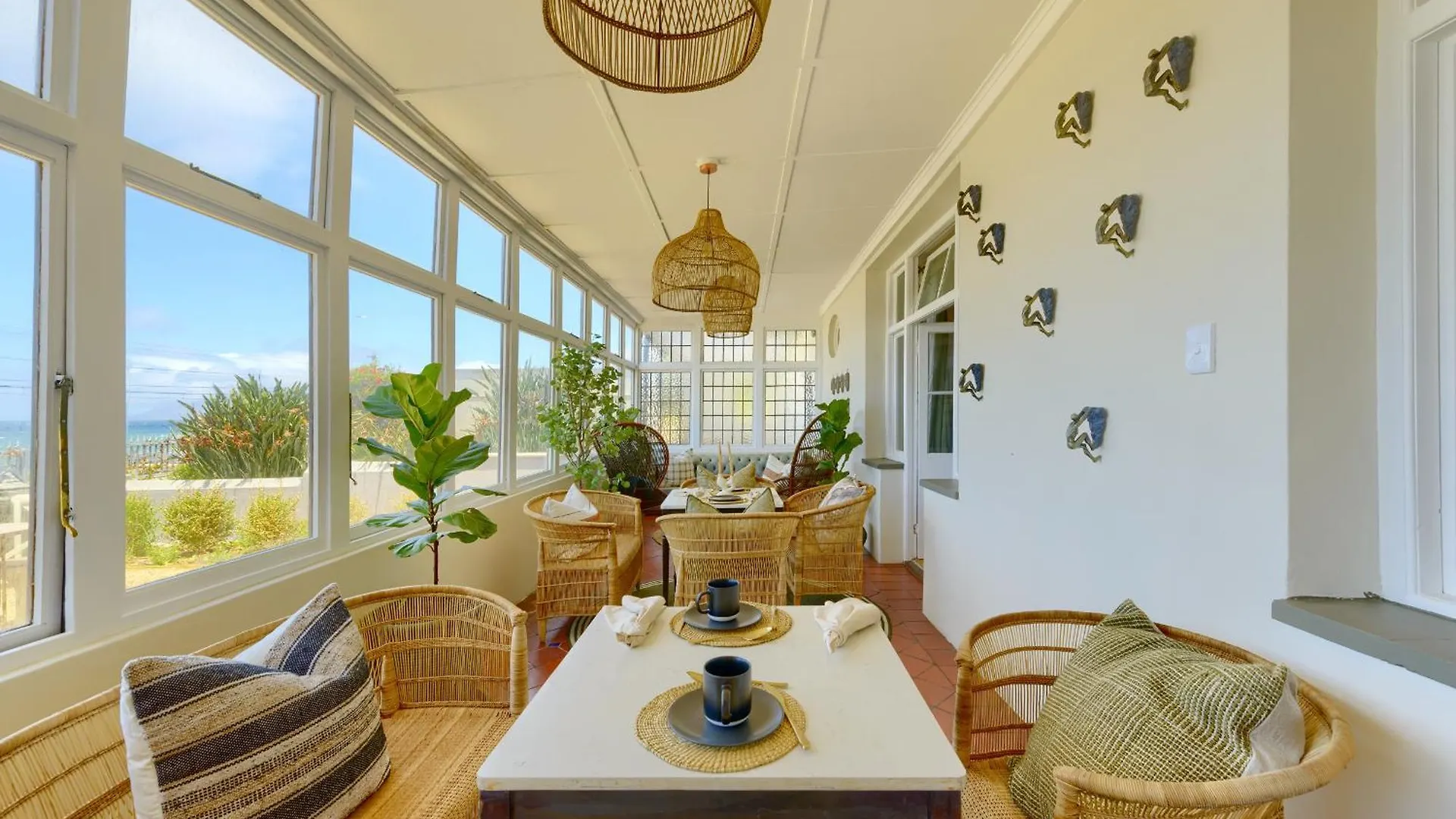 Gasthof Hotel Stoep By Ideas Cartel Kalk Bay